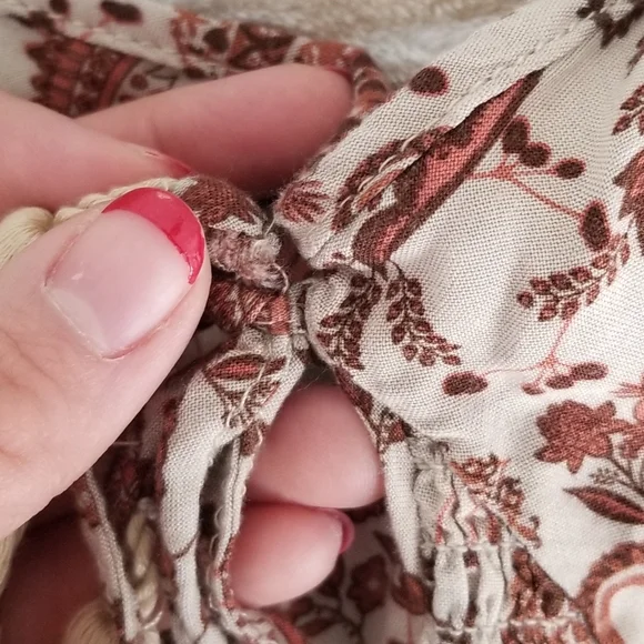 Vine and Valley v-neck spaghetti strap high low dress size Medium - Picture 7 of 10